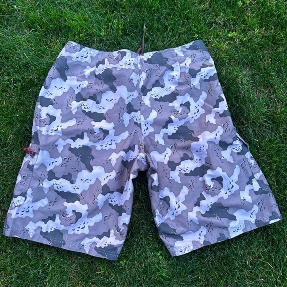 SIMMS Camouflages Camo Pattern Fishing Drawstring Board Shorts | Size… - Picture 2 of 6